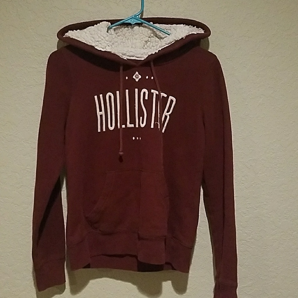 Hollister sweater